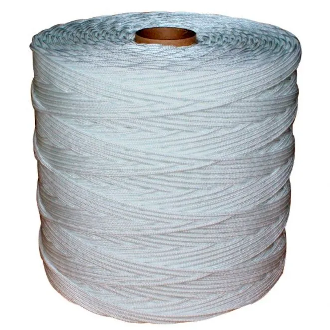 Прочная толстая веревка